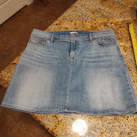 Women's Levi's Blue Denim Skirt W31 ID PC9-08398-0003 - Picture 1 of 16